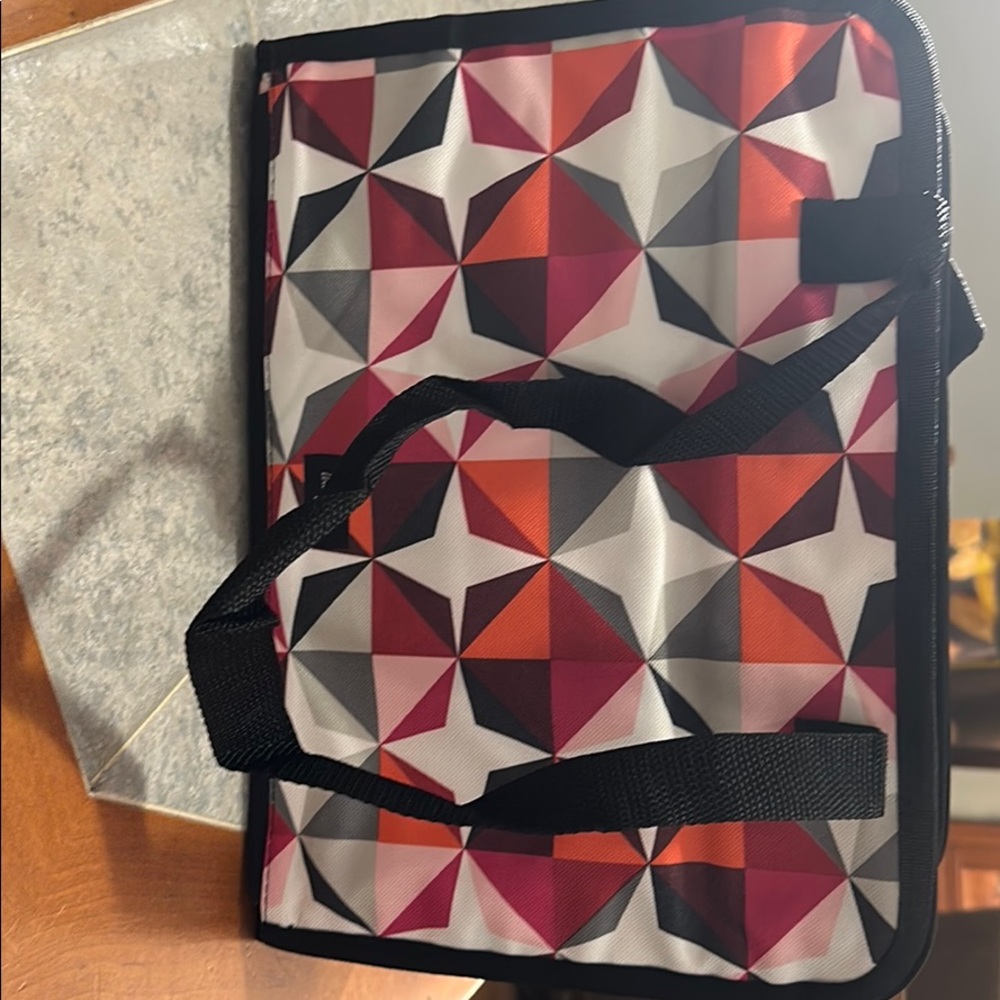 NWT- Thirty- One Get Creative Caddy in Origami Pop
